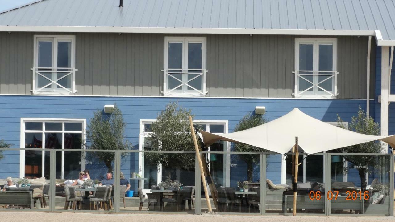 Beach Hotel Oostvoorne Exterior photo